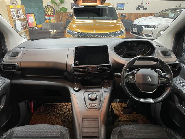 リフター ＧＴライン　ファースト　リミテッド　特別仕様車　マルチパノラミックルーフ　ｉ－Ｃｏｃｋｐｉｔ　アドバンスドグリップコントロール　１７インチアルミホイール　Ｂｌｕｅｔｏｏｔｈ　Ａｐｐｌｅ　Ｃａｒｐｌａｙ　Ａｎｄｒｏｉｄ　Ａｕｔｏ　ＥＴＣ（67枚目）