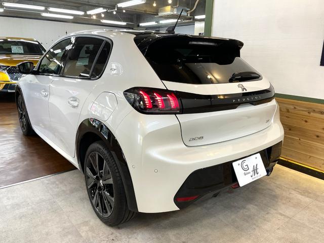 208 GT 8速AT 1.2Lターボ パノラマガラスルーフ ハーフレザーシート 純正ディスプレイオーディオ Apple car play Android Auto アクティブセーフティブレーキ Bモニター(51枚目)