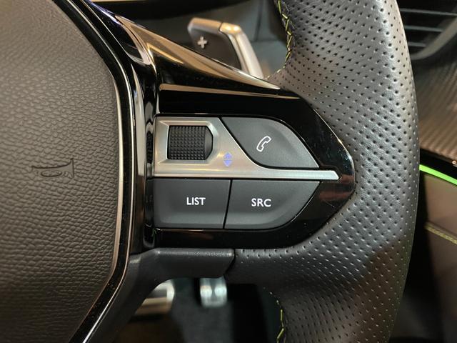 208 GT 8速AT 1.2Lターボ パノラマガラスルーフ ハーフレザーシート 純正ディスプレイオーディオ Apple car play Android Auto アクティブセーフティブレーキ Bモニター(67枚目)