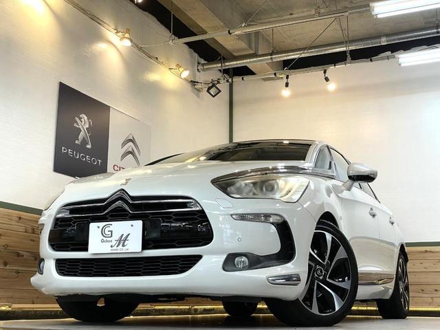 ＤＳ５ シック　クラブレザーシート　コックピットルーフ　アイシン製６速ＡＴ　ドラレコ　ヘッドアップディスプレイ　純正ポータブルナビ／ＴＶ　バックカメラ　フロントソナー　クルーズコントロール（4枚目）