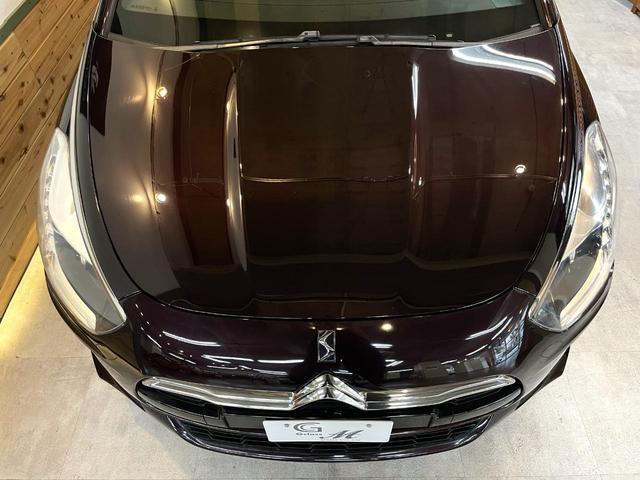 ＤＳ５ フォーブール・アディクト　国内３５台限定車　レーザー彫刻　専用色Ｃｒｉｏｌｌｏレザーシート　専用ボディーカラー　純正フルセグＴＶナビ　１０スピーカーＤＥＮＯＮ　ＨｉＦｉ　システム　ＥＴＣ　ＨＩＤ　純正１７インチＡＷ（64枚目）