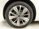 お洒落な純正17インチアロイホイール!タイヤサイズは205/55R/17となっております。