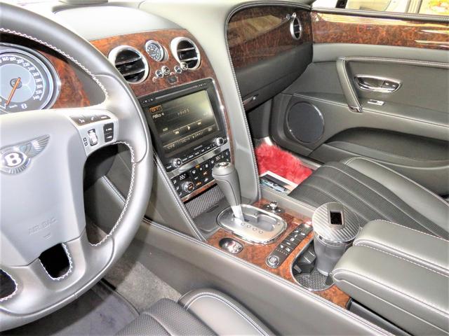 Bentley Flying Spur Basegrade 2013 White 11987 Km
