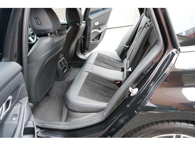 ３シリーズ ３２０ｄ　ｘＤｒｉｖｅツーリング　Ｍスポーツ　ワンオーナー　ブラックコンビレザーシート　シートヒーター　パワーシート　純正１８インチＡＷ　パノラミックビューモニター　ツインオートエアコン　ＰＤＣ　パドルシフト　純正ナビ　Ａｐｐｌｅｃａｒｐｌａｙ（29枚目）