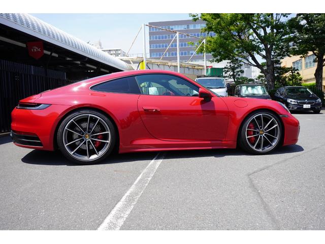 ９１１ ９１１カレラＳ　カレラＳ　スポーツクロノＰ　スポーツエキゾーストシステム　ｉＰＥイノテック可変エキゾーストシステム　ＫＷ　ＨＡＳキット　スポーツデザインサイドスカート　ＰＡＳＭ　ＢＯＳＥ　２０＆２１インチＡＷ（6枚目）