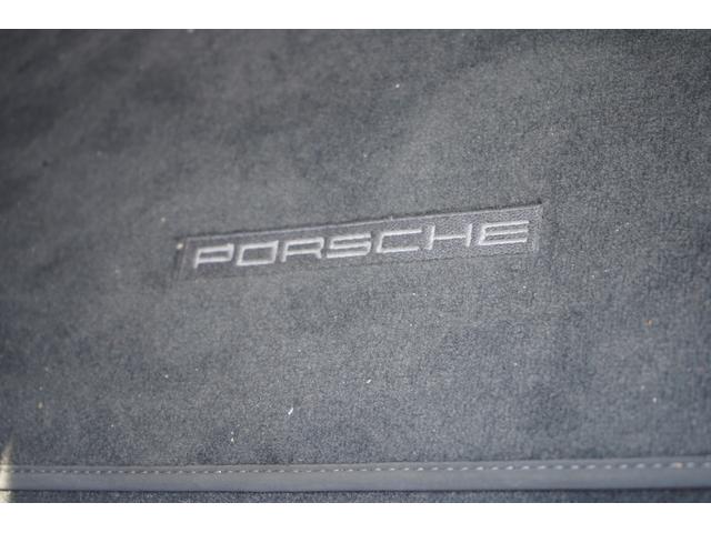 ９１１ ９１１カレラＳ　カレラＳ　スポーツクロノＰ　スポーツエキゾーストシステム　ｉＰＥイノテック可変エキゾーストシステム　ＫＷ　ＨＡＳキット　スポーツデザインサイドスカート　ＰＡＳＭ　ＢＯＳＥ　２０＆２１インチＡＷ（28枚目）