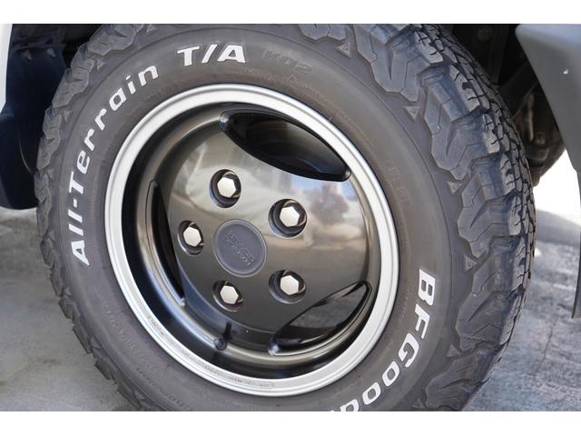 レンジローバー  コイルサスコンバージョンキット構造変更済み ベージュレザーシート ムーンルーフ 純正16インチAW BF GOODrich パイオニアカーAV Apple Cae Play 前後ドラレコ ウッドパネル(5枚目)