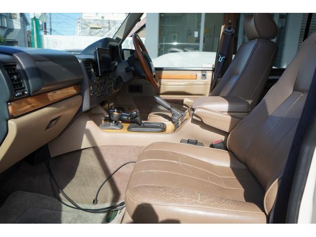 レンジローバー  コイルサスコンバージョンキット構造変更済み ベージュレザーシート ムーンルーフ 純正16インチAW BF GOODrich パイオニアカーAV Apple Cae Play 前後ドラレコ ウッドパネル(12枚目)
