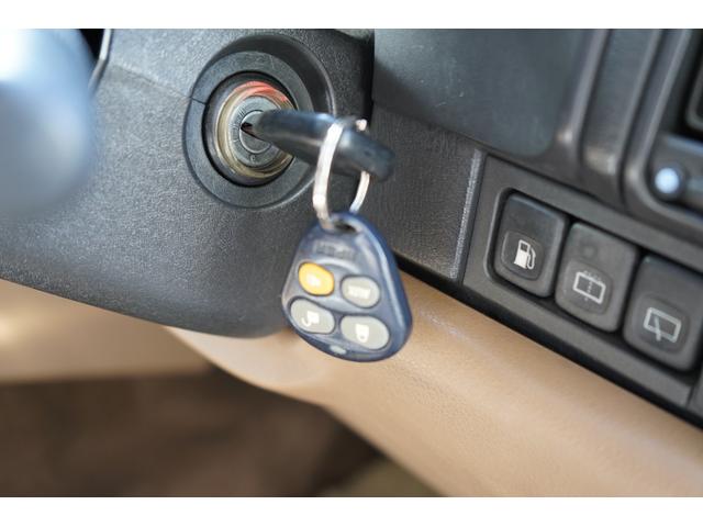 レンジローバー  コイルサスコンバージョンキット構造変更済み ベージュレザーシート ムーンルーフ 純正16インチAW BF GOODrich パイオニアカーAV Apple Cae Play 前後ドラレコ ウッドパネル(38枚目)