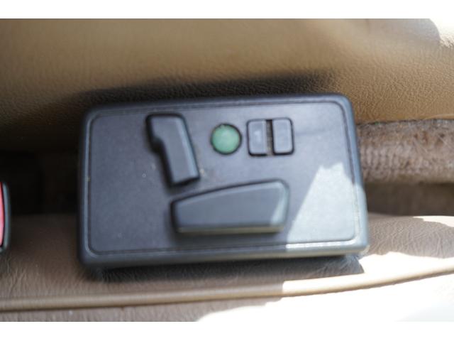 レンジローバー  コイルサスコンバージョンキット構造変更済み ベージュレザーシート ムーンルーフ 純正16インチAW BF GOODrich パイオニアカーAV Apple Cae Play 前後ドラレコ ウッドパネル(50枚目)