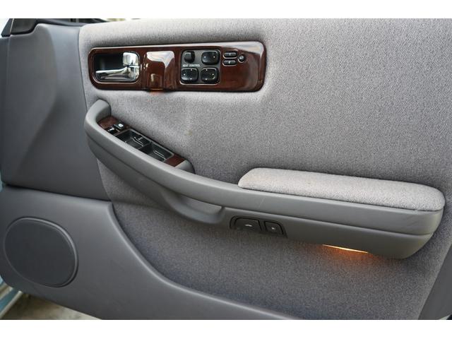 シーマ タイプIIIリミテッドL ジャガード織100%ウールシート F&Rパワーシート ツインエアコン 純正15インチアルミホイール V8DOHC32バルブ カロッツェリア6.8インチワイドVGAモニター(15枚目)