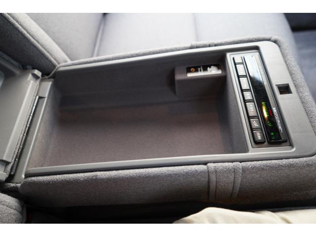 シーマ タイプIIIリミテッドL ジャガード織100%ウールシート F&Rパワーシート ツインエアコン 純正15インチアルミホイール V8DOHC32バルブ カロッツェリア6.8インチワイドVGAモニター(22枚目)