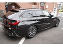 ３シリーズ ３２０ｄ　ｘＤｒｉｖｅツーリング　Ｍスポーツ　ワンオーナー　ブラックコンビレザーシート　シートヒーター　パワーシート　純正１８インチＡＷ　パノラミックビューモニター　ツインオートエアコン　ＰＤＣ　パドルシフト　純正ナビ　Ａｐｐｌｅｃａｒｐｌａｙ（7枚目）