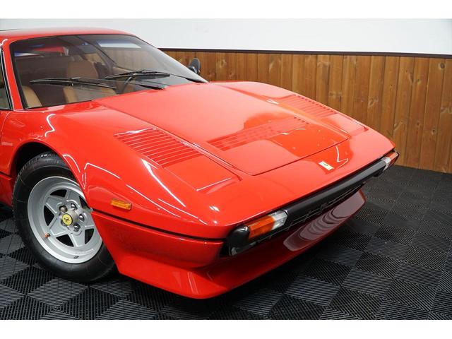 ３０８ ＧＴＢ　３０８ＧＴＢ　クワトロバルボーレ　純正ホイール　純正フロントスポイラー　ヴィタローニミラー　ＭＯＭＯステアリング　キーレス　ＨＤＤナビＴＶ　左ハンドル　１９８５モデル　ヨーロッパ並行（8枚目）