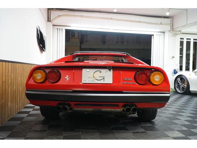 ３０８ ＧＴＢ　３０８ＧＴＢ　クワトロバルボーレ　純正ホイール　純正フロントスポイラー　ヴィタローニミラー　ＭＯＭＯステアリング　キーレス　ＨＤＤナビＴＶ　左ハンドル　１９８５モデル　ヨーロッパ並行（15枚目）