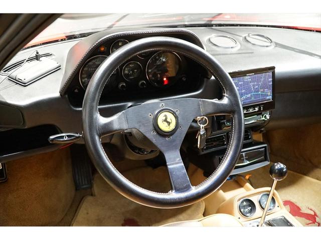 ３０８ ＧＴＢ　３０８ＧＴＢ　クワトロバルボーレ　純正ホイール　純正フロントスポイラー　ヴィタローニミラー　ＭＯＭＯステアリング　キーレス　ＨＤＤナビＴＶ　左ハンドル　１９８５モデル　ヨーロッパ並行（17枚目）