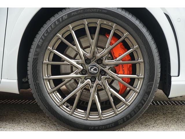 ＲＸ ＲＸ５００ｈ　Ｆスポーツパフォーマンス　ＴＲＤ２１インチアルミホイール　ＴＲＤパフォーマンスダンパー　パノラマルーフ　マークレビンソンサウンド　オレンジキャリパー　輻射ヒーター　寒冷地仕様　ＯＰ２２０　ワンオーナー　新車保証付き（4枚目）
