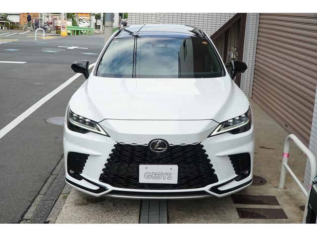 ＲＸ ＲＸ５００ｈ　Ｆスポーツパフォーマンス　ＴＲＤ２１インチアルミホイール　ＴＲＤパフォーマンスダンパー　パノラマルーフ　マークレビンソンサウンド　オレンジキャリパー　輻射ヒーター　寒冷地仕様　ＯＰ２２０　ワンオーナー　新車保証付き（9枚目）