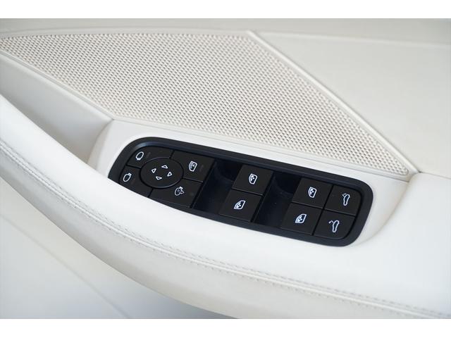 パナメーラ ４　スポーツツーリスモ　マルサラ＆クリームレザー　スポーツクロノパッケージ　スポーツエグゾースト　２１ＡＷ　パノラマルーフ　スポーツテールパイプ　マトリクスＬＥＤライト　エントリードライブ　アクティブクルーズ　ディーラー車（58枚目）