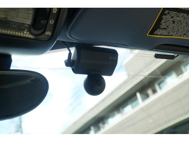 360 F1スパイダー ジャパンプレミア展示車両 ベタツキ除去済み 整備済み グリジオアロイ クレマレザー イエローキャリパー ヘッドレスト刺繍 HDDナビTV 360度ドラレコ 純正18AW 整備記録簿 ディーラー車(44枚目)