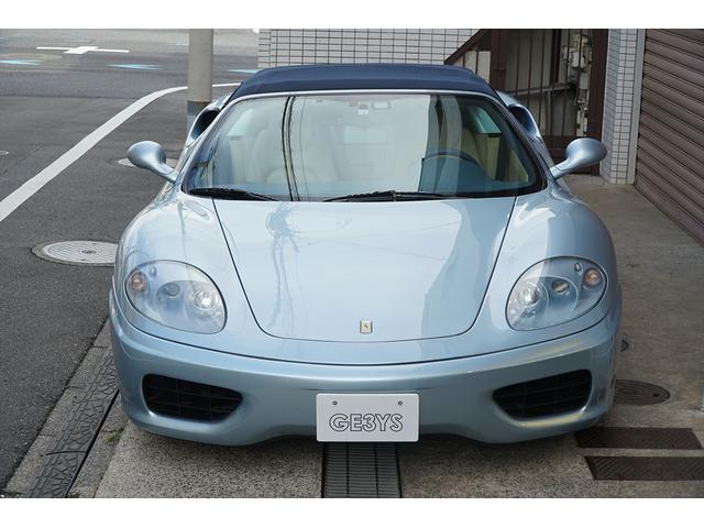 360 F1スパイダー ジャパンプレミア展示車両 ベタツキ除去済み 整備済み グリジオアロイ クレマレザー イエローキャリパー ヘッドレスト刺繍 HDDナビTV 360度ドラレコ 純正18AW 整備記録簿 ディーラー車(54枚目)