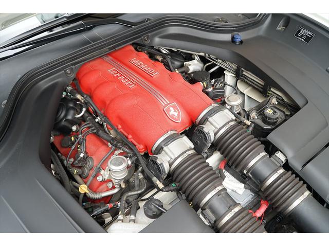 カリフォルニア ベースグレード ビアンコアヴス ロッソレザー カロッツェリアHDDナビTV バックカメラ LEDカーボンステアリング シートヒーター 20AW 七宝焼き イエローレブカウンター エンボスドヘッドレスト ディーラー車(36枚目)