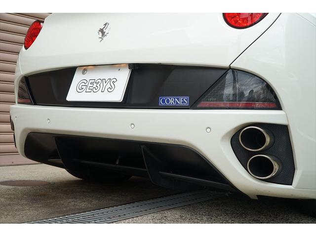 カリフォルニア ベースグレード ビアンコアヴス ロッソレザー カロッツェリアHDDナビTV バックカメラ LEDカーボンステアリング シートヒーター 20AW 七宝焼き イエローレブカウンター エンボスドヘッドレスト ディーラー車(59枚目)