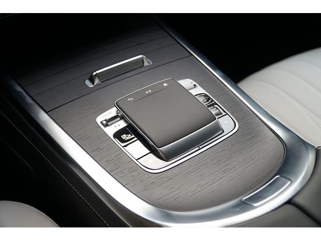 Ｇクラス Ｇ４５０ｄ　ＡＭＧラインパッケージ　マヌファクトゥーアプログラム　マヌファクトゥーアプログラムプラス　ナイトパッケージ　マヌファクトゥーアオリーブ　プラチナホワイトレザー　セラミックプロイオン＆インテリアコーティング施工済み　新車保証付（20枚目）