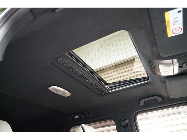 Ｇクラス Ｇ４５０ｄ　ＡＭＧラインパッケージ　マヌファクトゥーアプログラム　マヌファクトゥーアプログラムプラス　ナイトパッケージ　マヌファクトゥーアオリーブ　プラチナホワイトレザー　セラミックプロイオン＆インテリアコーティング施工済み　新車保証付（21枚目）