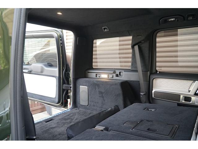 Ｇクラス Ｇ４５０ｄ　ＡＭＧラインパッケージ　マヌファクトゥーアプログラム　マヌファクトゥーアプログラムプラス　ナイトパッケージ　マヌファクトゥーアオリーブ　プラチナホワイトレザー　セラミックプロイオン＆インテリアコーティング施工済み　新車保証付（24枚目）