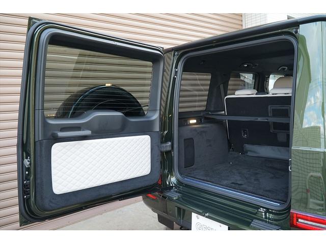 Ｇクラス Ｇ４５０ｄ　ＡＭＧラインパッケージ　マヌファクトゥーアプログラム　マヌファクトゥーアプログラムプラス　ナイトパッケージ　マヌファクトゥーアオリーブ　プラチナホワイトレザー　セラミックプロイオン＆インテリアコーティング施工済み　新車保証付（40枚目）