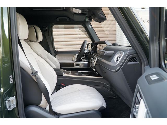 Ｇクラス Ｇ４５０ｄ　ＡＭＧラインパッケージ　マヌファクトゥーアプログラム　マヌファクトゥーアプログラムプラス　ナイトパッケージ　マヌファクトゥーアオリーブ　プラチナホワイトレザー　セラミックプロイオン＆インテリアコーティング施工済み　新車保証付（56枚目）