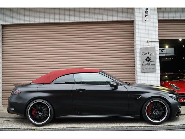 Ｃクラス Ｃ６３　Ｓカブリオレ　後期型　左ハンドル　ブラックアウト　マッドブラックラッピング　純正ナビＴＶ　ブルメスターサウンド　バックカメラ　ドラレコ　ＡＭＧ２０ＡＷ　メモリーパワーシート　シートヒーター　整備記録簿　ディーラー車（11枚目）