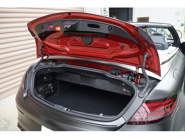 Ｃクラス Ｃ６３　Ｓカブリオレ　後期型　左ハンドル　ブラックアウト　マッドブラックラッピング　純正ナビＴＶ　ブルメスターサウンド　バックカメラ　ドラレコ　ＡＭＧ２０ＡＷ　メモリーパワーシート　シートヒーター　整備記録簿　ディーラー車（23枚目）