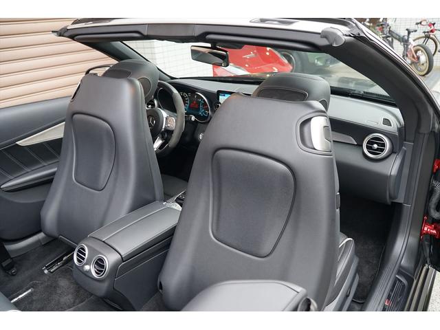 Ｃクラス Ｃ６３　Ｓカブリオレ　後期型　左ハンドル　ブラックアウト　マッドブラックラッピング　純正ナビＴＶ　ブルメスターサウンド　バックカメラ　ドラレコ　ＡＭＧ２０ＡＷ　メモリーパワーシート　シートヒーター　整備記録簿　ディーラー車（24枚目）