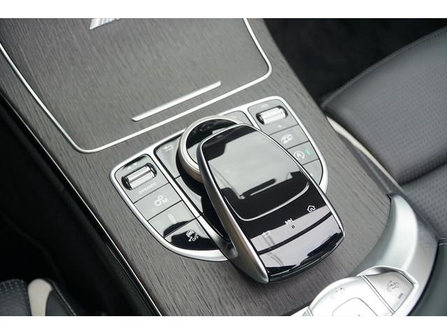 Ｃクラス Ｃ６３　Ｓカブリオレ　後期型　左ハンドル　ブラックアウト　マッドブラックラッピング　純正ナビＴＶ　ブルメスターサウンド　バックカメラ　ドラレコ　ＡＭＧ２０ＡＷ　メモリーパワーシート　シートヒーター　整備記録簿　ディーラー車（46枚目）