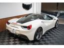 ４８８ＧＴＢ ベースグレード　ビアンコイタリア　純正ツートンカラー　ブラックレザー　ＯＰ７００　カーボン　プロテクション　ノビテックダウンサス（純正有）　スペーサー　ＥＢＭモジュール　ディーラー点検整備　記録簿　ディーラー車（8枚目）