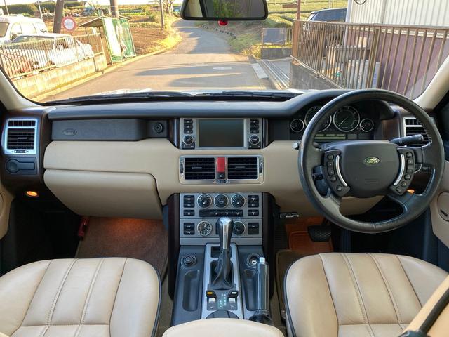 レンジローバー ヴォーグ　４ＷＤ　ステアリングコラムリペア済２０２２ＢｅｓｐｏｋｅＡ１８９／Ｂ２５９／Ｃ３９８クルーズコントロール　バックカメラ　ナビ　本革シート　パワーシート　シートヒーター　サンルーフ（2枚目）