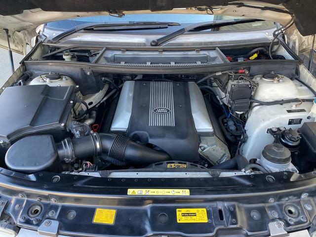 レンジローバー ヴォーグ　４ＷＤ　ステアリングコラムリペア済２０２２ＢｅｓｐｏｋｅＡ１８９／Ｂ２５９／Ｃ３９８クルーズコントロール　バックカメラ　ナビ　本革シート　パワーシート　シートヒーター　サンルーフ（3枚目）