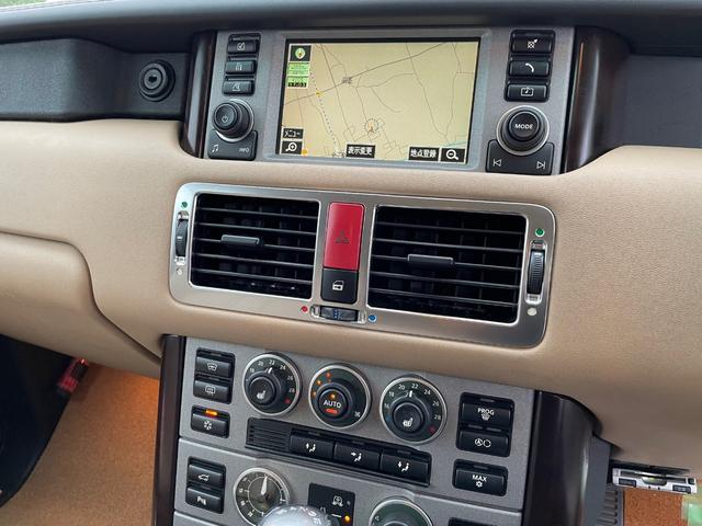 レンジローバー ヴォーグ　４ＷＤ　ステアリングコラムリペア済２０２２ＢｅｓｐｏｋｅＡ１８９／Ｂ２５９／Ｃ３９８クルーズコントロール　バックカメラ　ナビ　本革シート　パワーシート　シートヒーター　サンルーフ（24枚目）