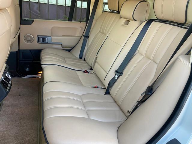 レンジローバー ヴォーグ　４ＷＤ　ステアリングコラムリペア済２０２２ＢｅｓｐｏｋｅＡ１８９／Ｂ２５９／Ｃ３９８クルーズコントロール　バックカメラ　ナビ　本革シート　パワーシート　シートヒーター　サンルーフ（25枚目）