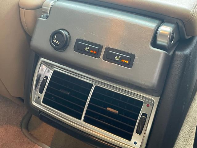 レンジローバー ヴォーグ　４ＷＤ　ステアリングコラムリペア済２０２２ＢｅｓｐｏｋｅＡ１８９／Ｂ２５９／Ｃ３９８クルーズコントロール　バックカメラ　ナビ　本革シート　パワーシート　シートヒーター　サンルーフ（48枚目）