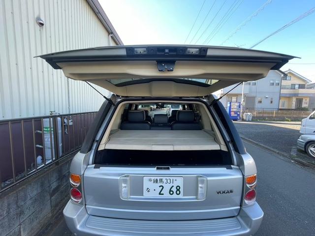 レンジローバー ヴォーグ　４ＷＤ　社外ナビインストール済　走行距離７３，０００Ｋｍ　クルーズコントロール　バックカメラ　ナビ　本革シート　パワーシート　シートヒーター　サンルーフ　ＥＴＣ　クリアランスソナー（10枚目）