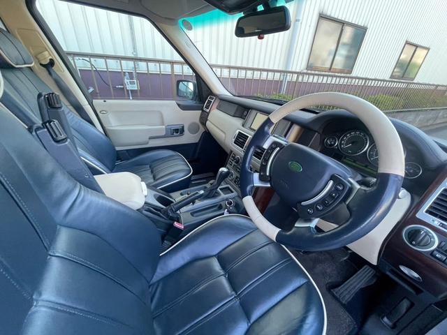 レンジローバー ヴォーグ　４ＷＤ　社外ナビインストール済　走行距離７３，０００Ｋｍ　クルーズコントロール　バックカメラ　ナビ　本革シート　パワーシート　シートヒーター　サンルーフ　ＥＴＣ　クリアランスソナー（12枚目）