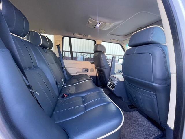 レンジローバー ヴォーグ　４ＷＤ　社外ナビインストール済　走行距離７３，０００Ｋｍ　クルーズコントロール　バックカメラ　ナビ　本革シート　パワーシート　シートヒーター　サンルーフ　ＥＴＣ　クリアランスソナー（14枚目）