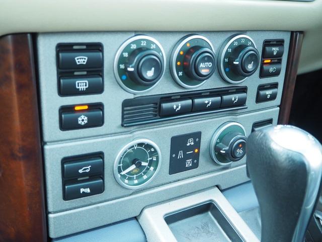 レンジローバー ヴォーグ　４ＷＤ　社外ナビインストール済　走行距離７３，０００Ｋｍ　クルーズコントロール　バックカメラ　ナビ　本革シート　パワーシート　シートヒーター　サンルーフ　ＥＴＣ　クリアランスソナー（39枚目）