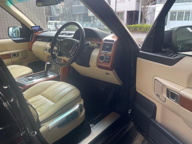 レンジローバーヴォーグ 　弊社ダイレクトインポート３，６３０　ｃｃ　Ｖ８　Ｔｗｉｎ－Ｔｕｒｂｏ　Ｄｉｅｓｅｌ　ＲＡＮＧＥＲＳ並行輸入　排ガス規制クリア　クルーズコントロール　本革シート　パワーシート　シートヒーター（6枚目）