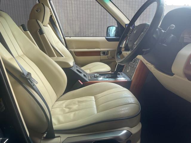 レンジローバーヴォーグ 　弊社ダイレクトインポート３，６３０　ｃｃ　Ｖ８　Ｔｗｉｎ－Ｔｕｒｂｏ　Ｄｉｅｓｅｌ　ＲＡＮＧＥＲＳ並行輸入　排ガス規制クリア　クルーズコントロール　本革シート　パワーシート　シートヒーター（7枚目）