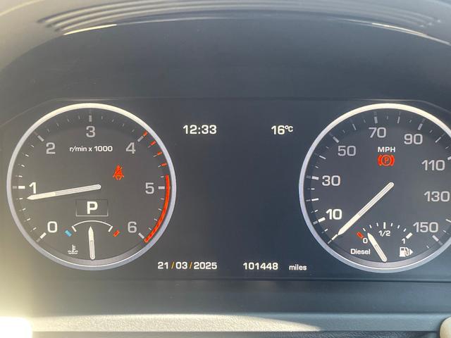 レンジローバーヴォーグ 　弊社ダイレクトインポート３，６３０　ｃｃ　Ｖ８　Ｔｗｉｎ－Ｔｕｒｂｏ　Ｄｉｅｓｅｌ　ＲＡＮＧＥＲＳ並行輸入　排ガス規制クリア　クルーズコントロール　本革シート　パワーシート　シートヒーター（15枚目）