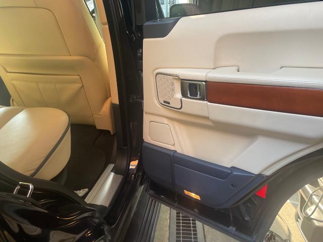 レンジローバーヴォーグ 　弊社ダイレクトインポート３，６３０　ｃｃ　Ｖ８　Ｔｗｉｎ－Ｔｕｒｂｏ　Ｄｉｅｓｅｌ　ＲＡＮＧＥＲＳ並行輸入　排ガス規制クリア　クルーズコントロール　本革シート　パワーシート　シートヒーター（17枚目）